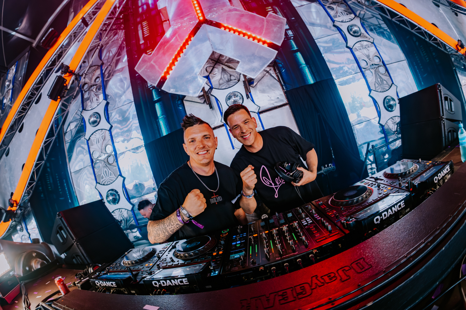 Adaro and Unresolved release ‘Original Gangsters (Raw And Mean)’, their first collab ever