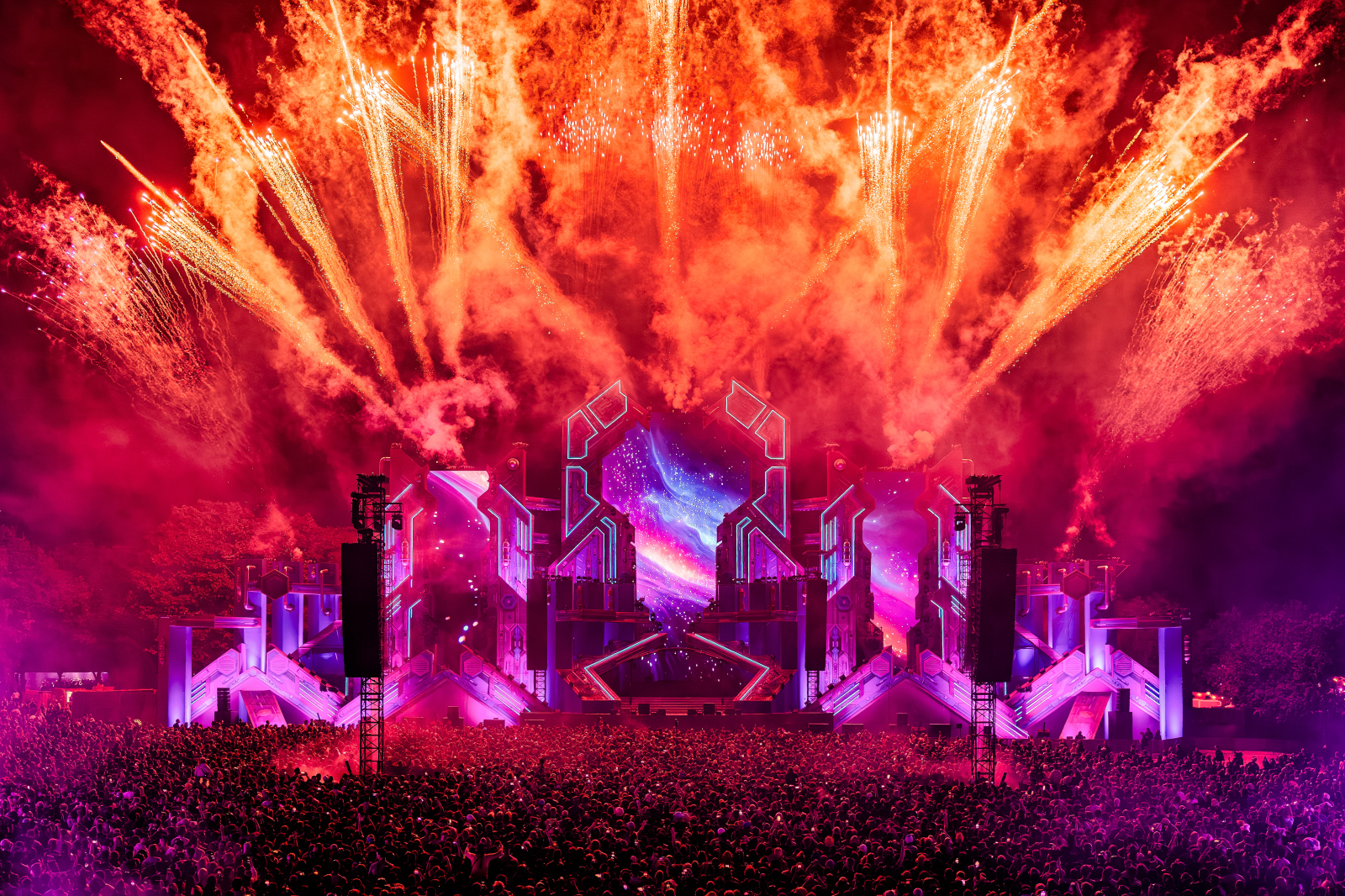 Decibel outdoor reveals the most complete line-up of the season