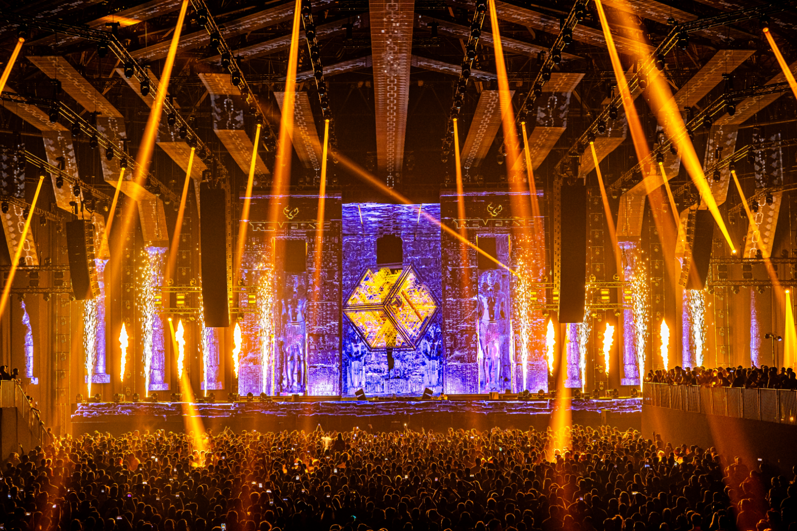 Reverze 2027 announces the full line-up for their upcoming edition: ‘Disruption’