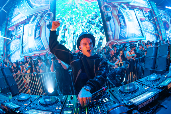 Lekkerfaces goes all-in with first solo event